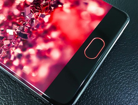 Смартфон Elephone S8 Смартфон Elephone S8
